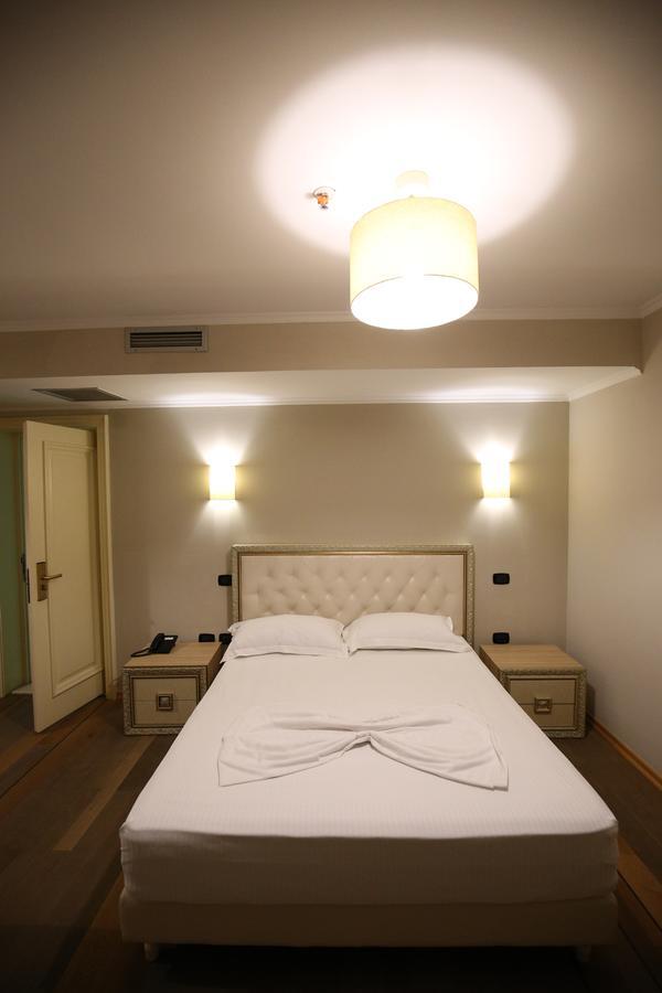 Germany Hotel Durrës 외부 사진
